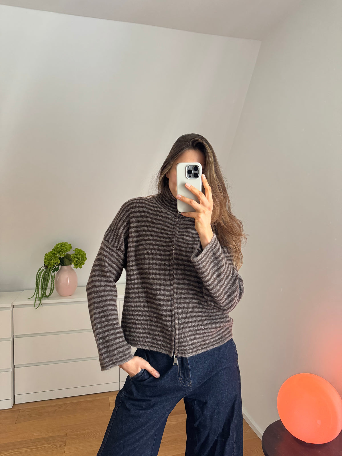 ZIP CARDIGAN
