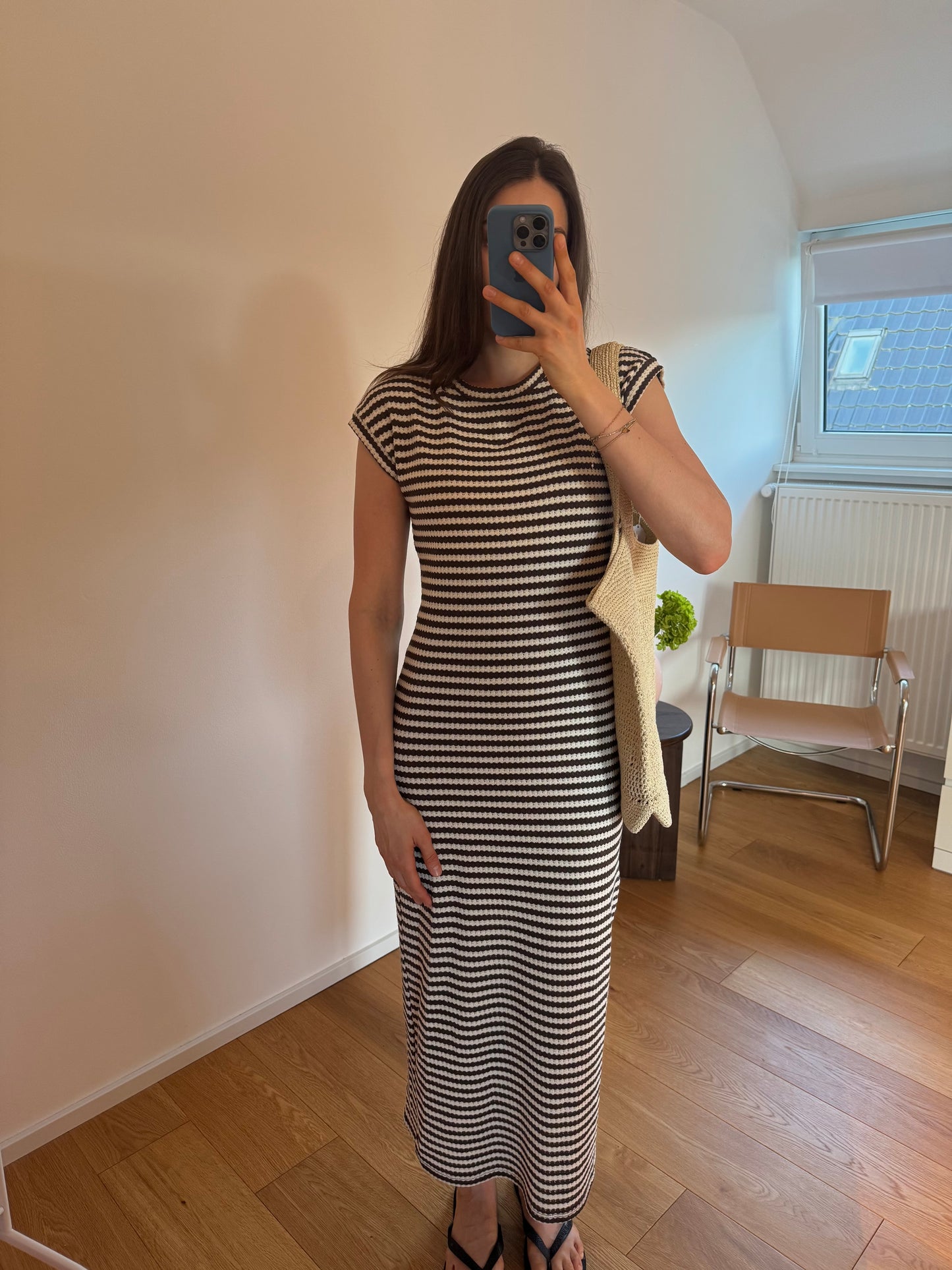 KLEID BRAUN/CREME