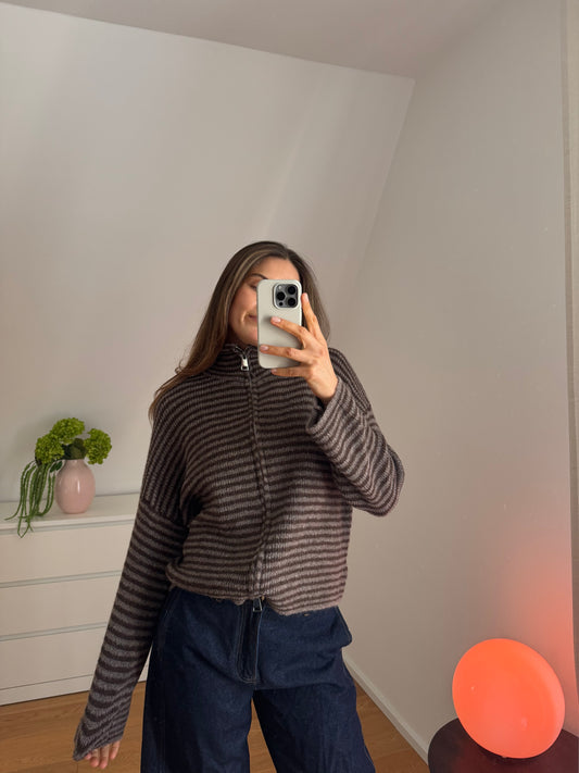 ZIP CARDIGAN