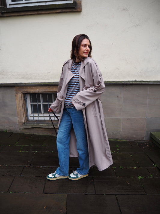 TRENCHCOAT