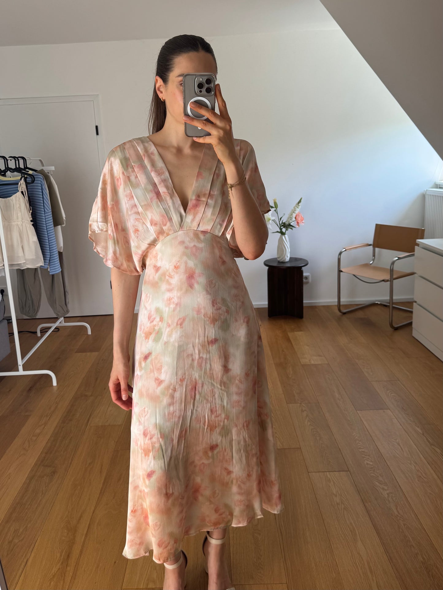 KLEID ROSÉ NUDE