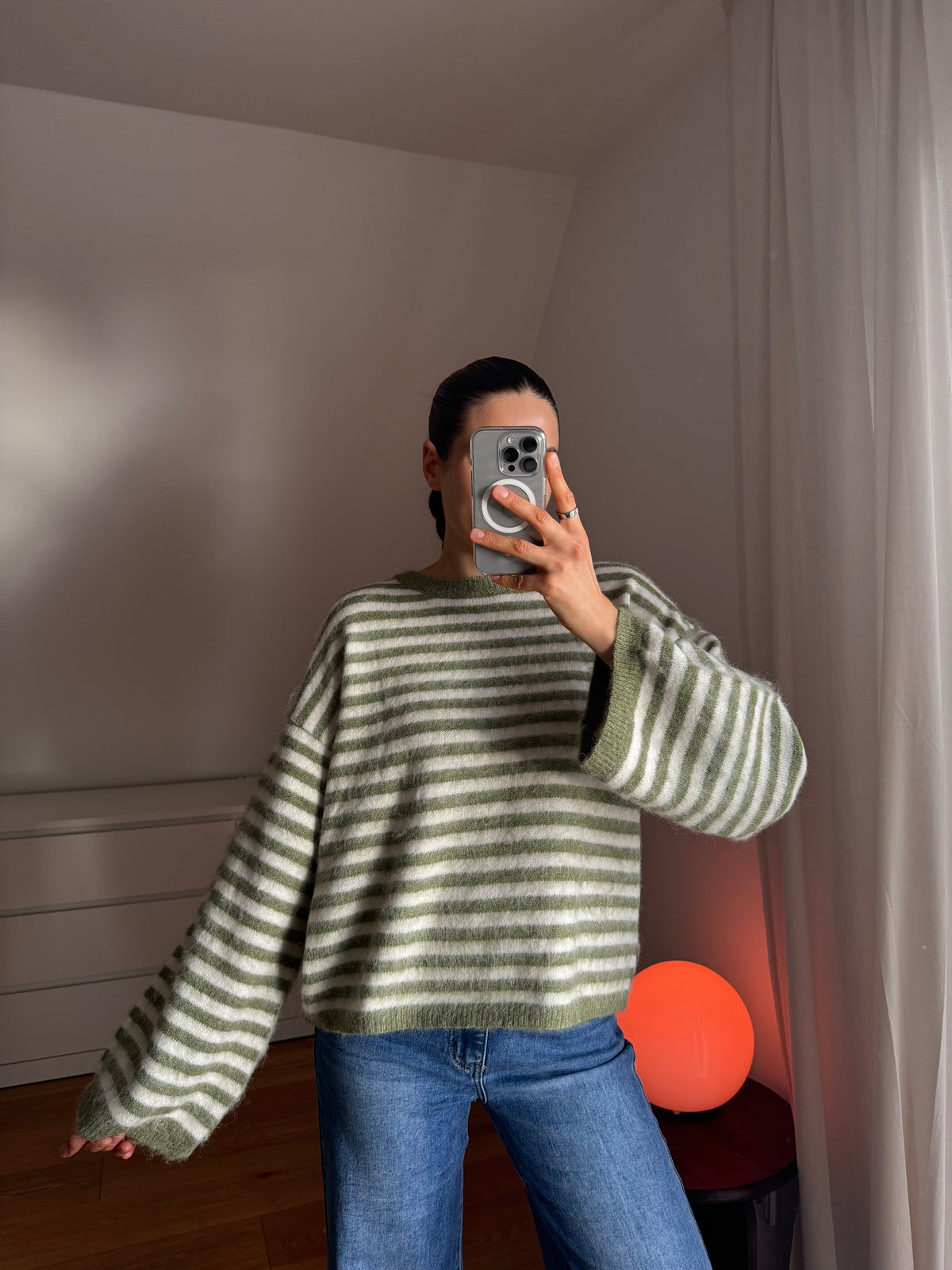 PULLOVER